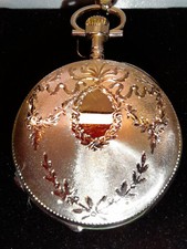 Montre de col or 18 carats