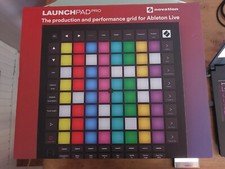 Novation LAUNCHPAD-PRO-MK3 - Contrôleur matriciel MIDI 64 pads