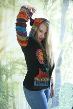 Veste à capuche gothique ethnique népal wicca païenne à capuche rouge noir violet