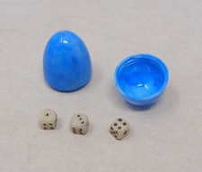 Petite boite ancienne pour