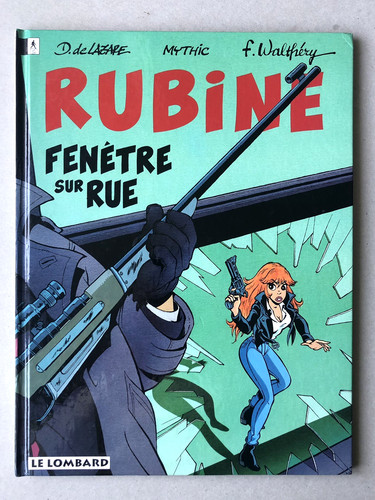 Rubine fenêtre sur rue - rubine,