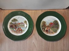 2 assiettes décorative motif