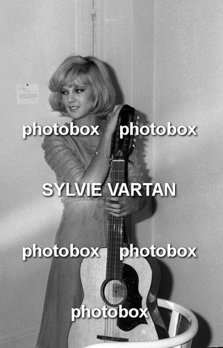 Sylvie vartan exclusive - *,