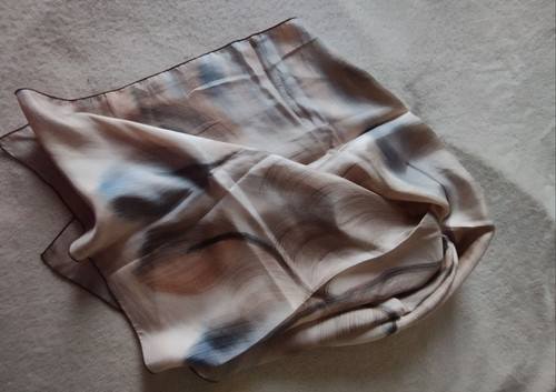 Joli foulard vintage - joli, peint