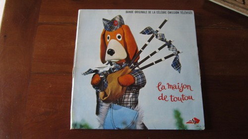 Tour maison toutou - tour, la