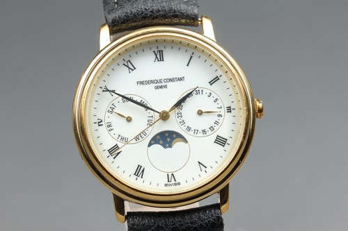 Presque comme neuve montre - [presque, neuve]