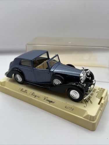 R1161 voiture miniature - miniature, 1/43