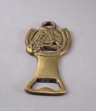 ANCIEN DECAPSULEUR EN LAITON et autres objets chevaux 