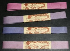 "Les Papiers Parfums" Gds Magasins du Louvre, Lot de 4 x 10 Neufs