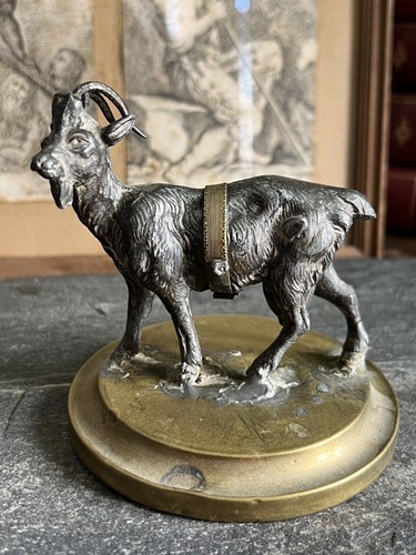Statuette sculpture régule - &,