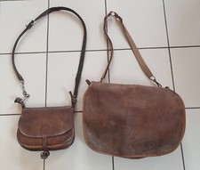 Anciennes gibecières en cuir