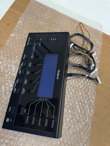Roland 1000 complete - roland, screen