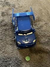 Voiture miniature métal Cars Disney Pixar DJ tuning