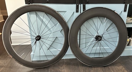 Carbon wheelset with novatec - carbon,