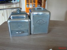 ANCIEN ET SUPERBE  MOULIN A