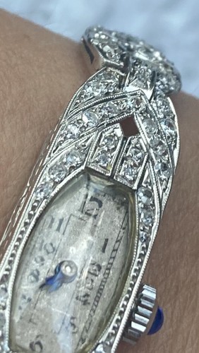 Magnifique montre ancienne - magnifique,