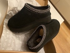 Ugg Tazz Noir Taille 38 Neuve