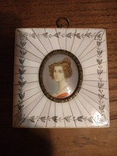 Miniature sur os portrait de Augusta de Bavière fin 19eme 
