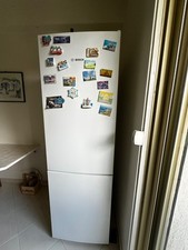 RÉFRIGÉRATEUR CONGÉLATEUR BOSCH BLANC 2 PORTES EN BON ETAT