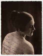 photo La jeune fille à la