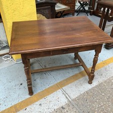 TABLE BUREAU STYLE DU 17 EME