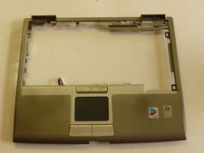 DELL D610 D 610 Bon état légères traces d'usure avec pavé tactile