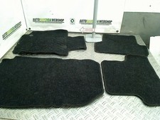 JEU DE TAPIS Renault Clio IV (5R) 2019 8201740499