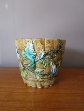 Cache-pot en barbotine Orchies façon bois et décor floral   """"