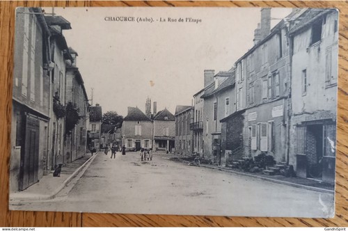 Chaource rue l - la, l'etape