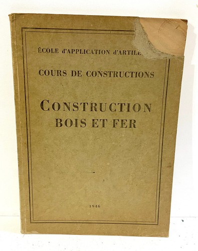 Ancien livre militaire - livre, école