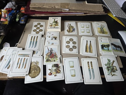 Jeu cartes espagnoles - de,