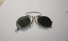 Ancien pince nez verre teinté