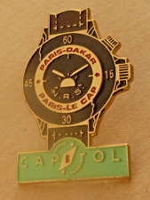 pin's pins badge Montre
