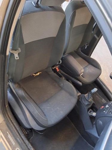 Siege avant droit - , clio