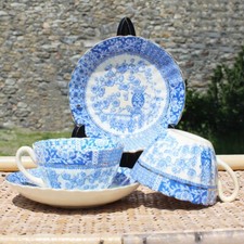 Ancienne paire de tasses à thé + soucoupes en porcelaine anglaise Blairs