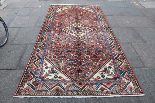 Tapis oriental traditionnel - tapis,