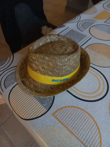 Chapeau ricard modèle 2 - un,