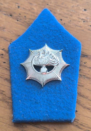 Insigne epaulette police - insigne, pays
