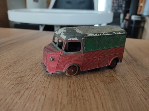 Dinky toys fourgon citroën - /,