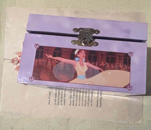 Anastasia rare music box - rare!,