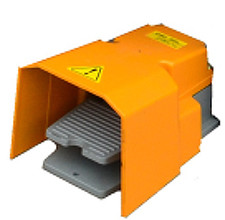 Interrupteur à pédale pour