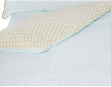 NWT Yves Delorme Queen Duvet