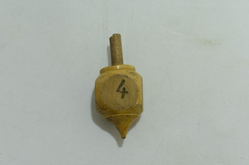 Dé toupi comptoir - toupi, ancien