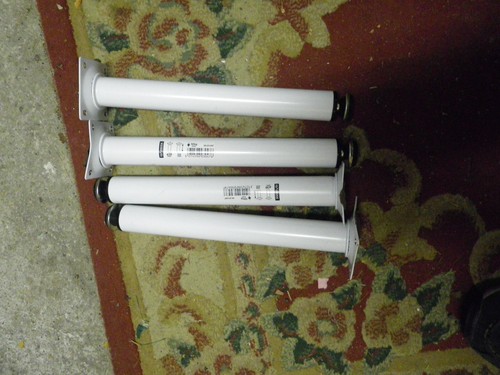 Pieds rond tube embase - pieds,