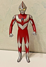 Figure Ultraman Tiga power red