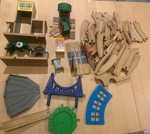 Lot trains immeubles et - lot,