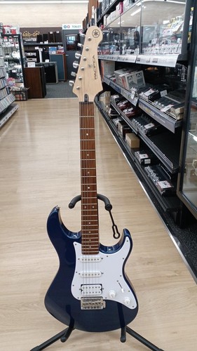 Guitare électrique yamaha - électrique,