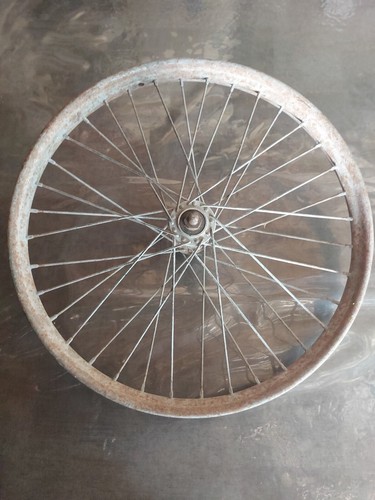 Ancien vélo petite roues