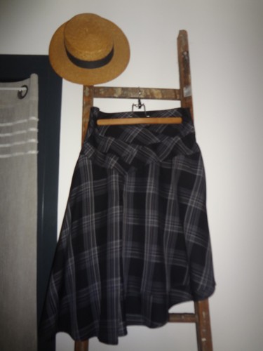 Excuse jupe asymétrique - jupe,