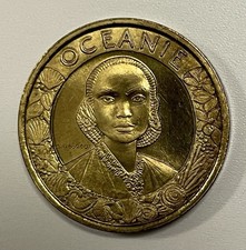 FRANCE / MÉDAILLE EXPO COLONIALE DE PARIS 1931 / OCÉANIE / CUIVRE DORÉ / SUPERBE